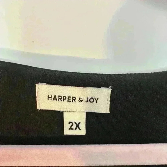 Harper & Joy Florsl Pattern Blouse - Picture 5 of 7